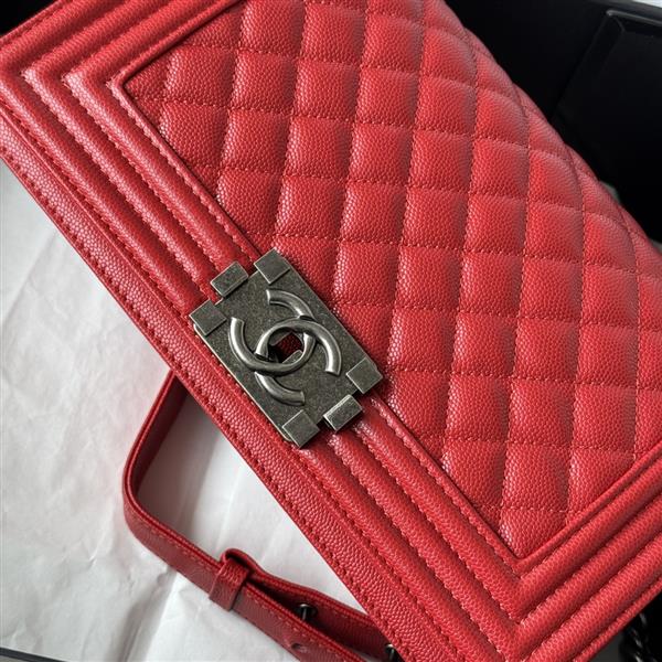 2026127214240563 700